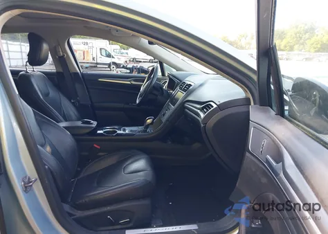 2013 Ford Fusion Hybrid Titanium из США, поврежденный, VIN 3FA6P0RU5DR296205